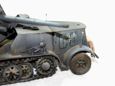 tr 01585-5