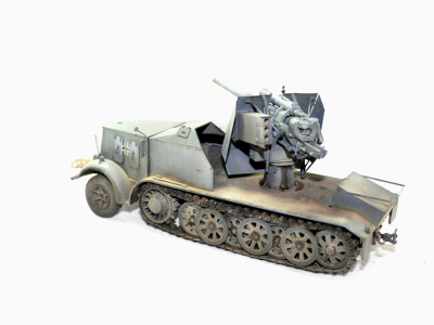 tr 01585-4