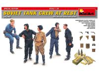 35739 MiniArt Советский танковый экипаж на отдыхе (Специальное издание) (1:35)