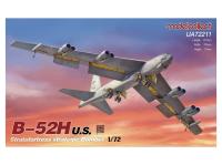 UA72211 Modelcollect Бомбардировщик B-52H Stratofortress (1:72)