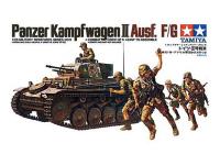 35009 Tamiya Немецкий танк Pzkpw II Ausf F/G с пятью фигурами (1:35) 35009 Tamiya Немецкий танк Pzkpw II Ausf F/G с пятью фигурами (1:35)